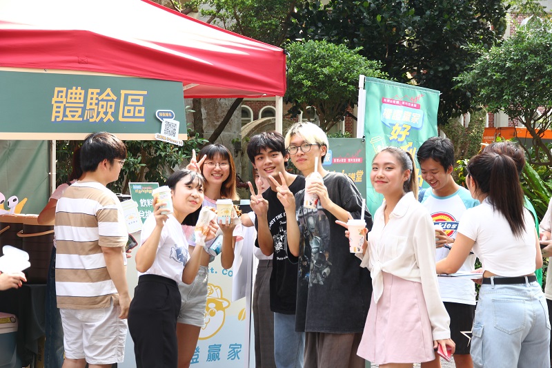 「好利high講堂」校園巡迴-權證移動教室精彩開跑