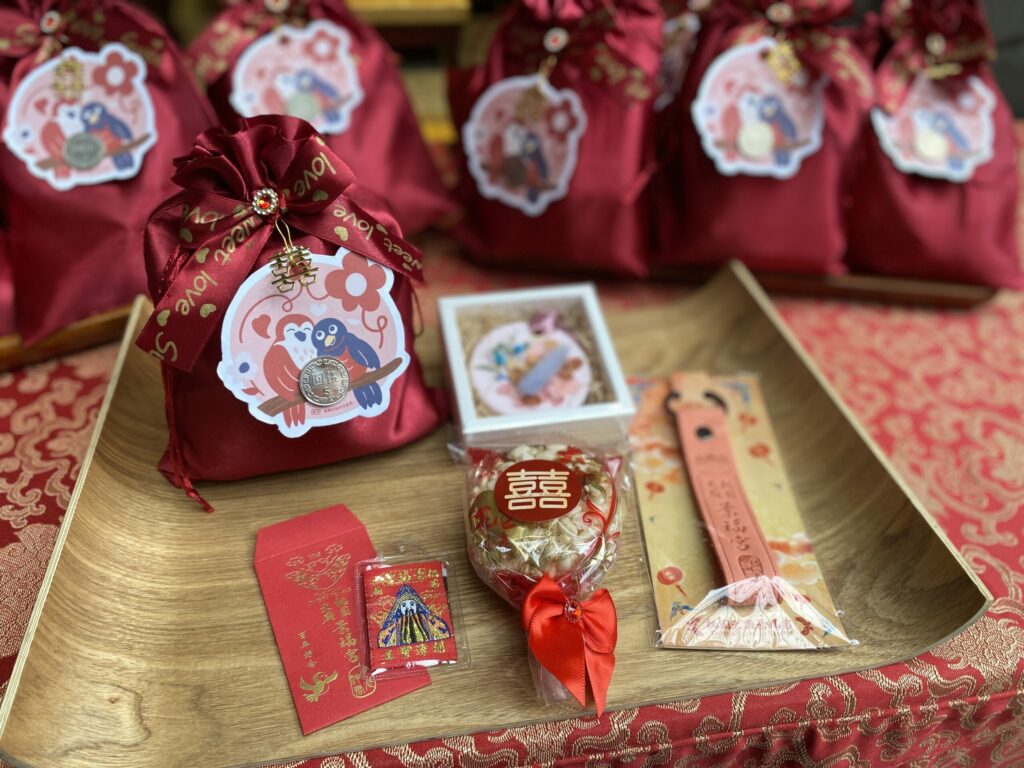 桃園民政局與景福宮合作-抽月老加持「五緣包」祝你早日脫單