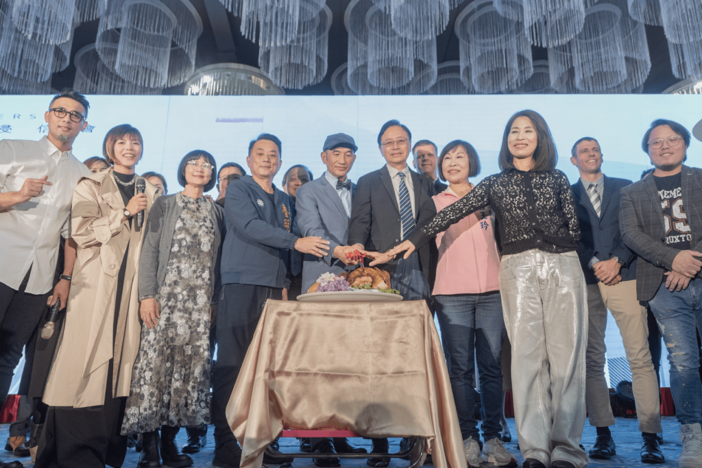張善政出席平鎮浸信會67年堂慶-祈禱桃市府平安-發展更上層樓