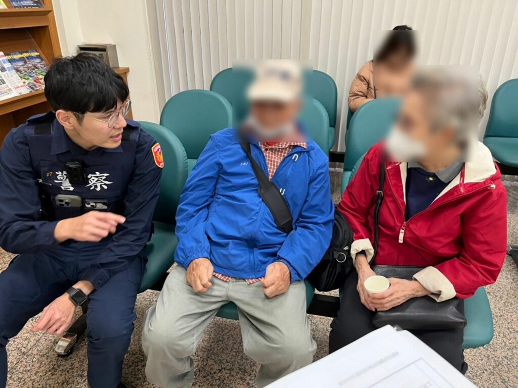 8旬翁臨櫃匯款1022萬-平鎮警銀得知用途急勸阻