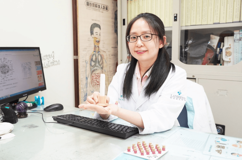 她產後食欲不振、情緒不穩-聯新國際醫曝原因