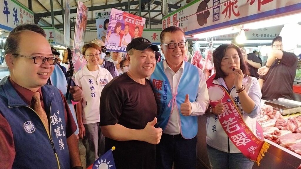 高市前副市長李四川陪同掃街-陳若翠籲揪賄選維護公平選舉