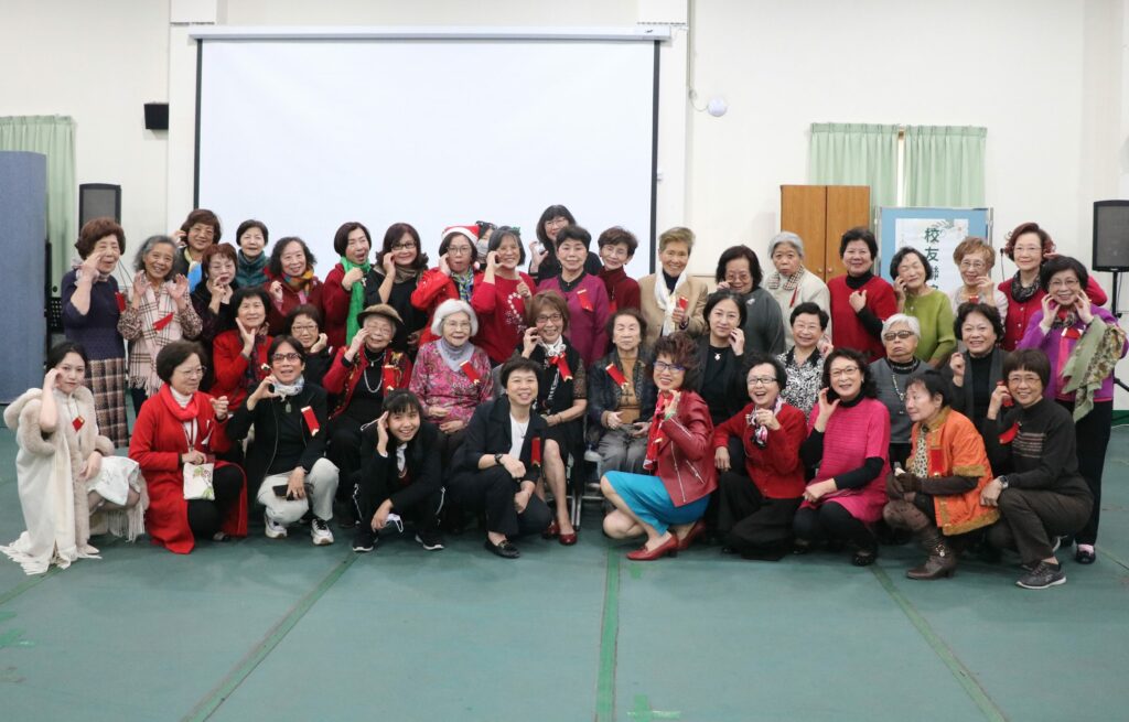 長榮女中校友回娘家　102歲劉採桑帶領合唱團獻唱中氣十足