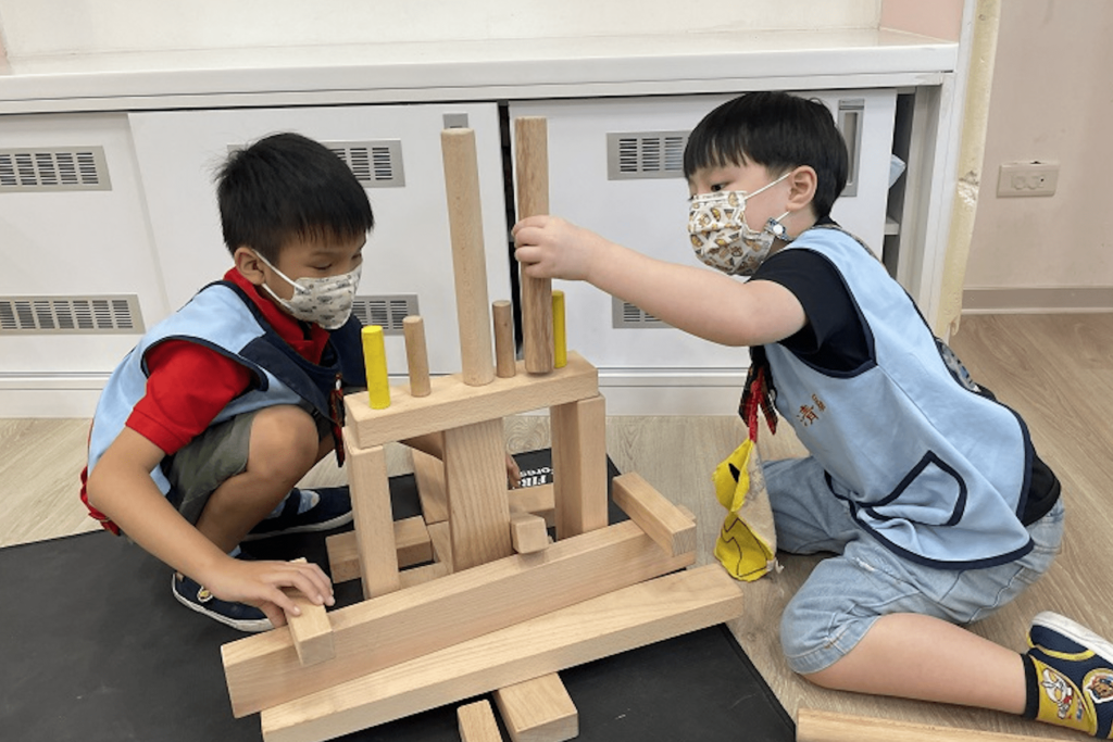 企業響應新政策-建設哺乳室、托兒設施-新北市為職場爸媽加碼支持