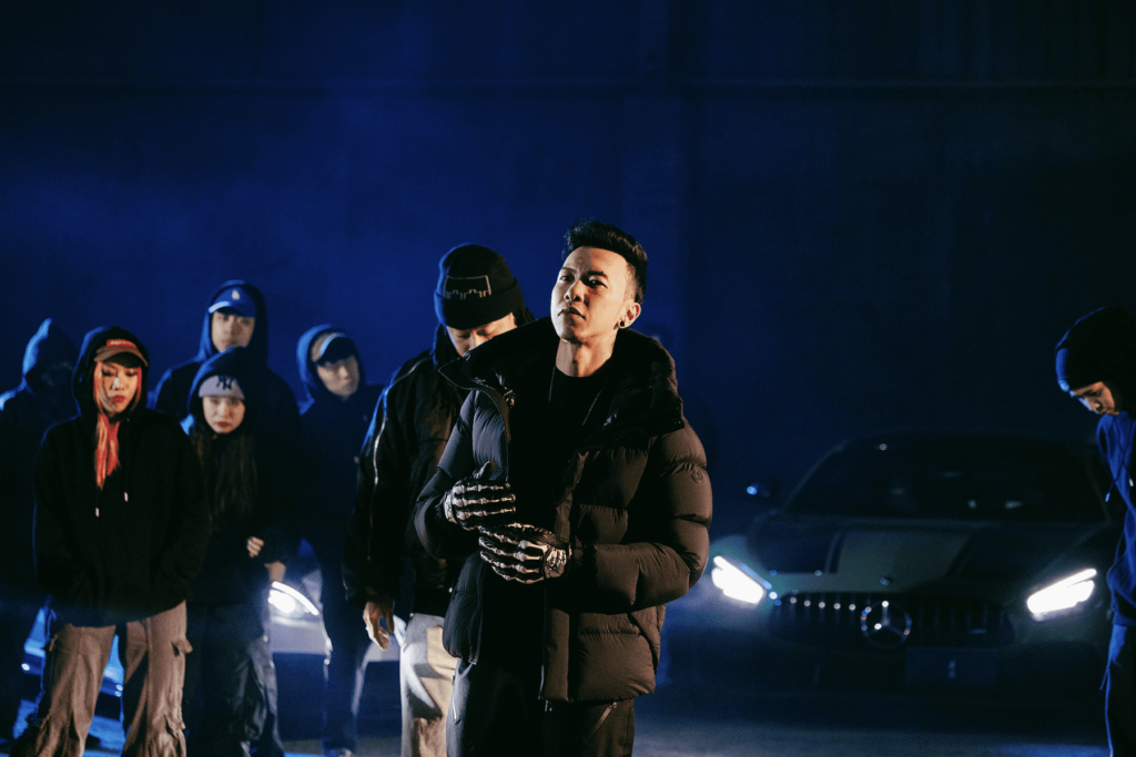 小春kenzy寒流8度拍新曲〈晃落〉mv-破百兄弟相挺