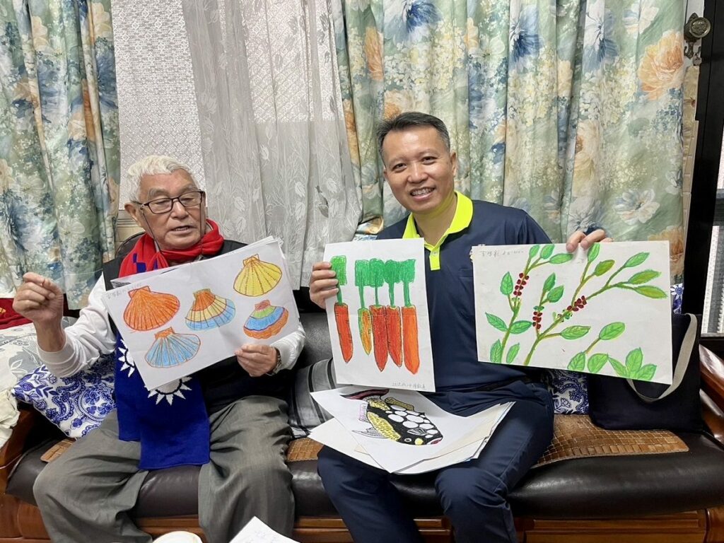 彰化榮服處連結社照中心　參與藝品創作課程協助年長榮民眷健康老化