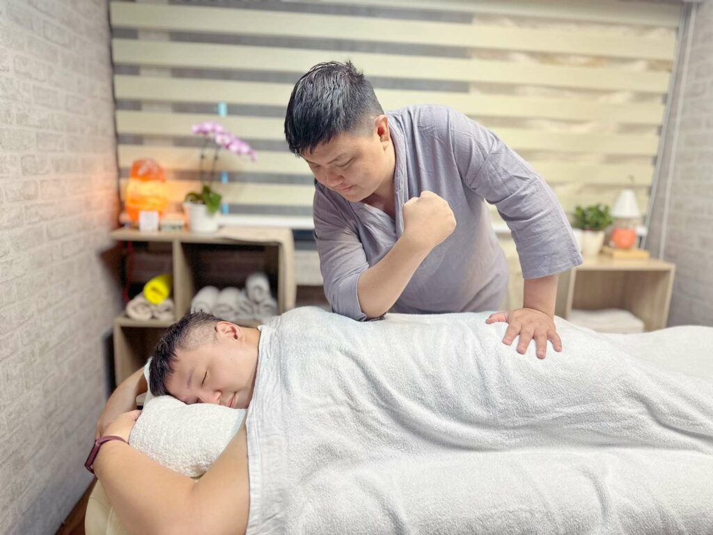 上班久坐、腰痠背痛受不了！趙師傅經絡舒活紓緩肌肉緊繃