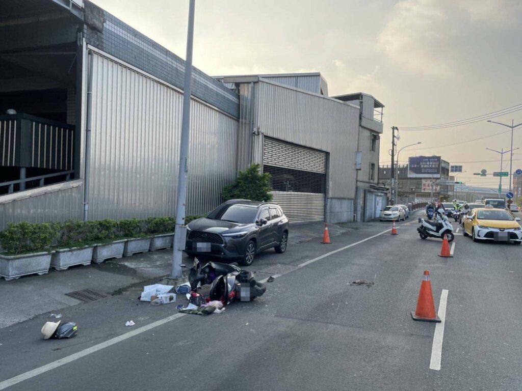 【有片】兩車碰撞騎士肇逃離開現場-警循線逮人