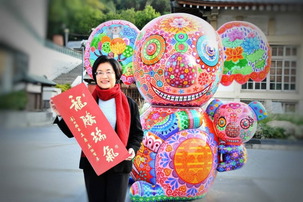 迎接2024「龍」年到來　彰縣府「龍騰瑞氣」春聯免費索取