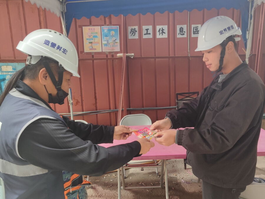 入冬最強寒流來襲　新北勞工局籲：戶外作業者應加強保暖