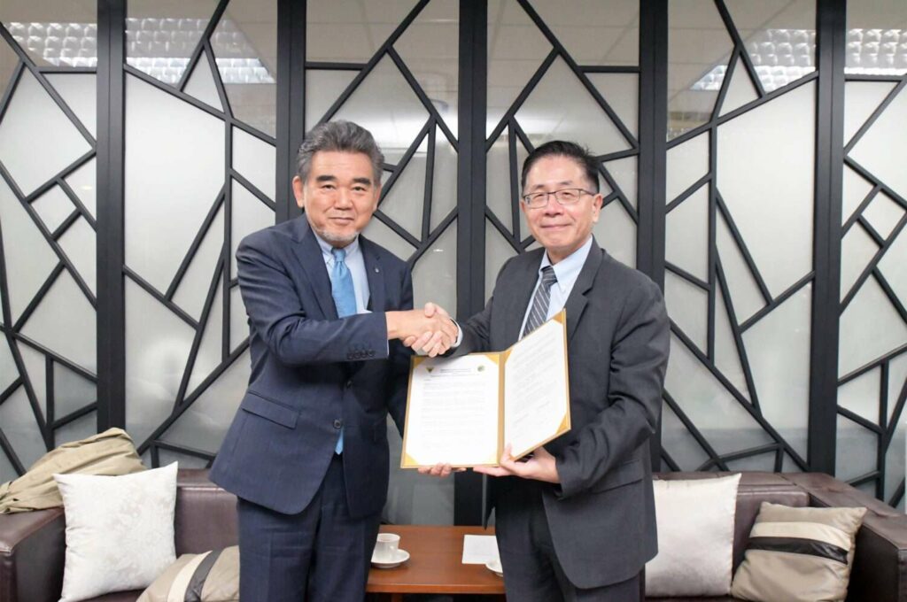 中央、廣島大學簽署交換生計畫-每年100學子赴日增廣見聞