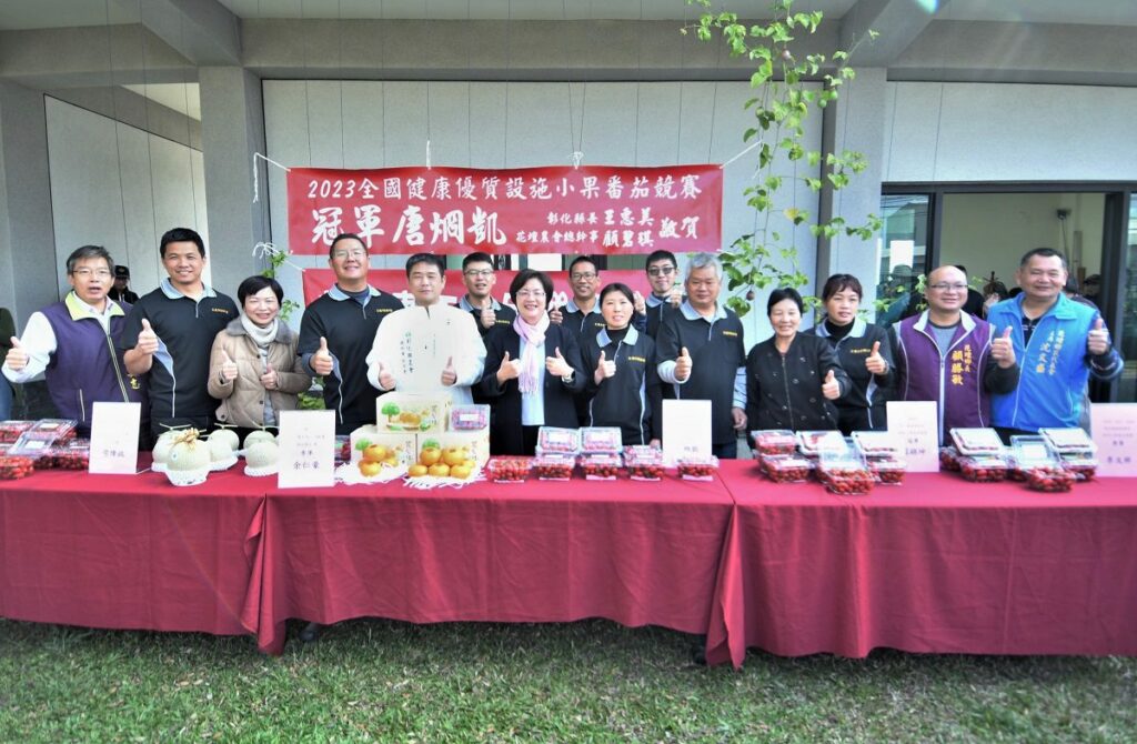 全國冠軍小果番茄在彰化　凱哥開心農場品嚐當季的小果番茄