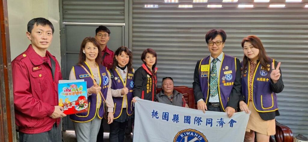 桃消桃園分隊年節前送暖-守護獨老居住安全