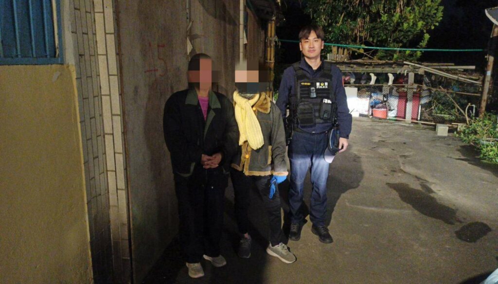 跨國祖孫逛街走散-大園警靠這招化解驚魂