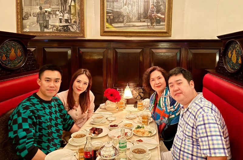 香港媳婦吳申梅偕母,弟過港年-揭開香港過年習俗促咪之處