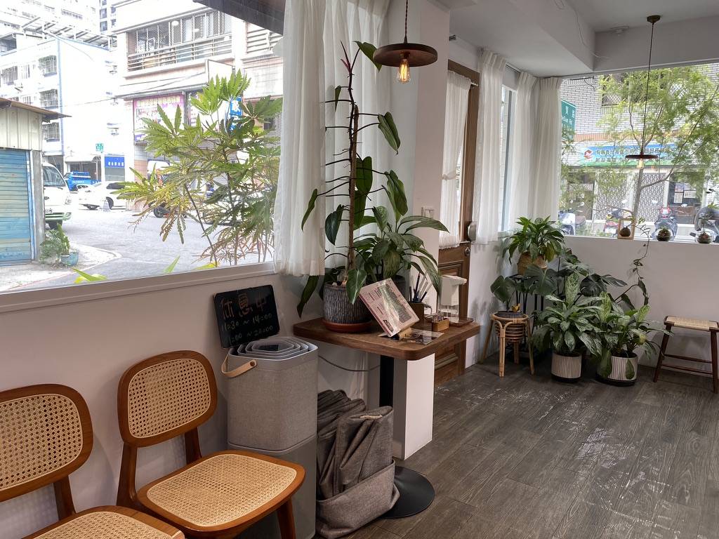 文創新飲食-「初夏食堂」巷弄新風景