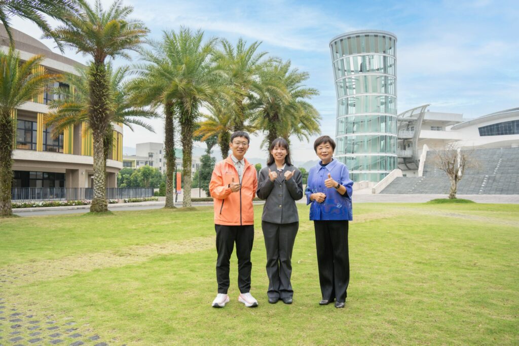 普台高中學測雙組奪魁　陳昀青豋南投狀元！