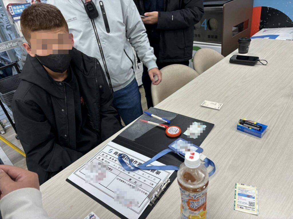 桃警埋守逮詐騙車手-他急喊：我也是受害人