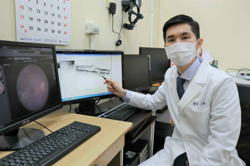 婦人視力急下降近失明-部桃眼科醫揭真兇是這「病」