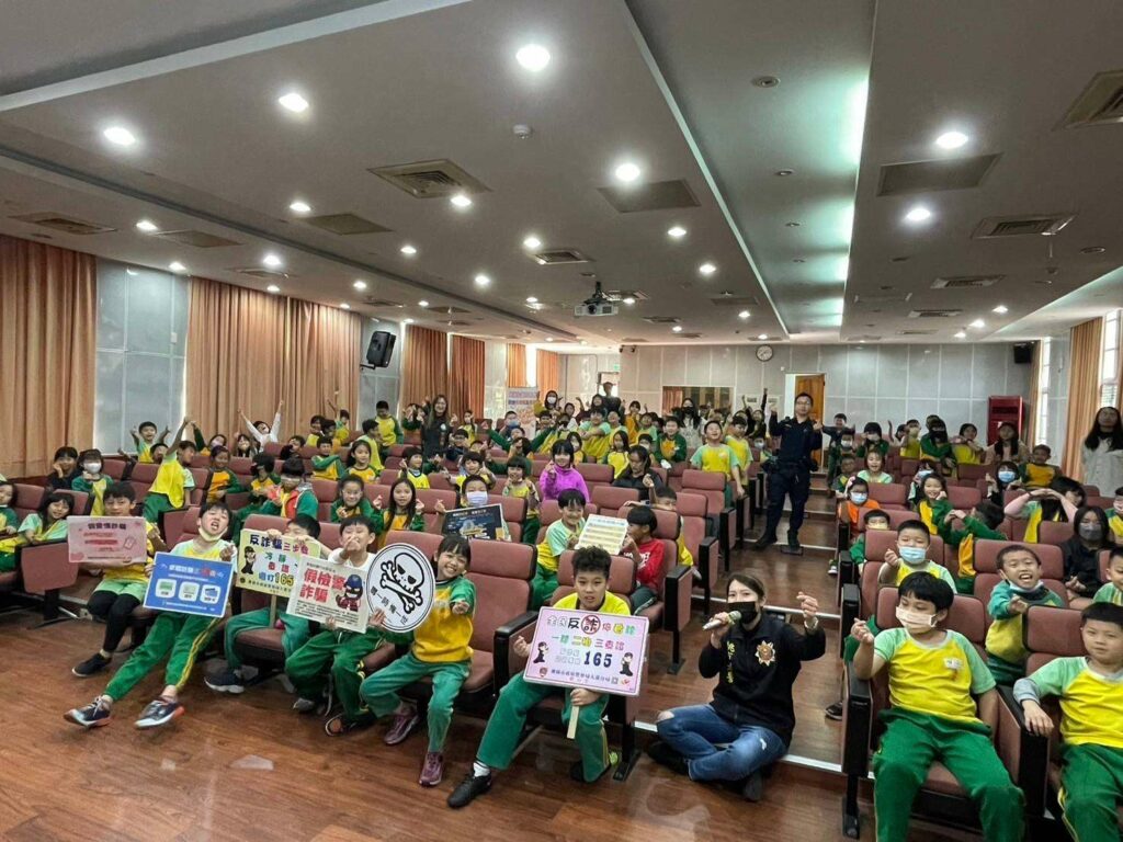 大溪警前進校園反詐宣導-強化學子自我保護能力