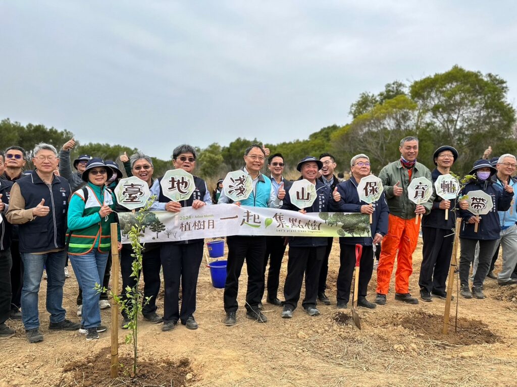 中市區域植樹「一起集點樹」-逾300人學習植樹、護樹
