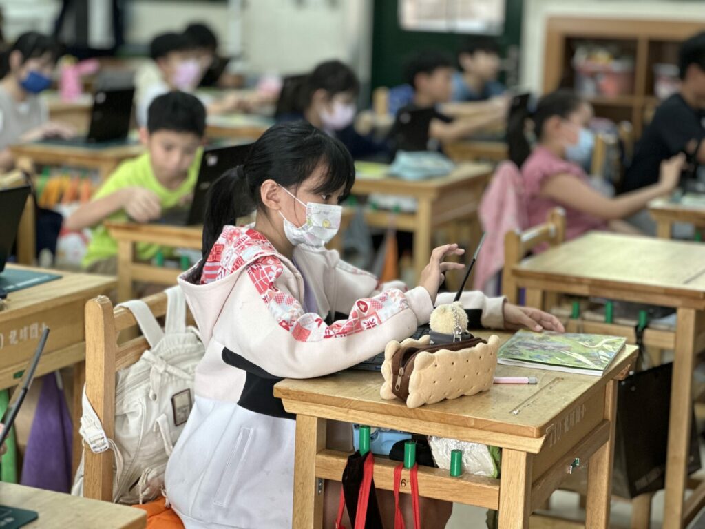 新北數位學習全面到位　113年投入1.3億充實數位教育