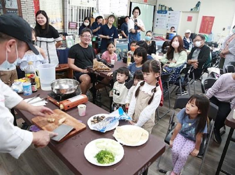 親子動手體驗餐桌上的革命-綠色友善餐廳大廚-用美食魚你相育！