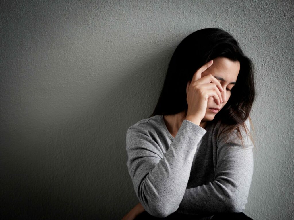 高中生壓力過大患憂鬱症-中醫大新竹附醫師：這3症狀是徵兆