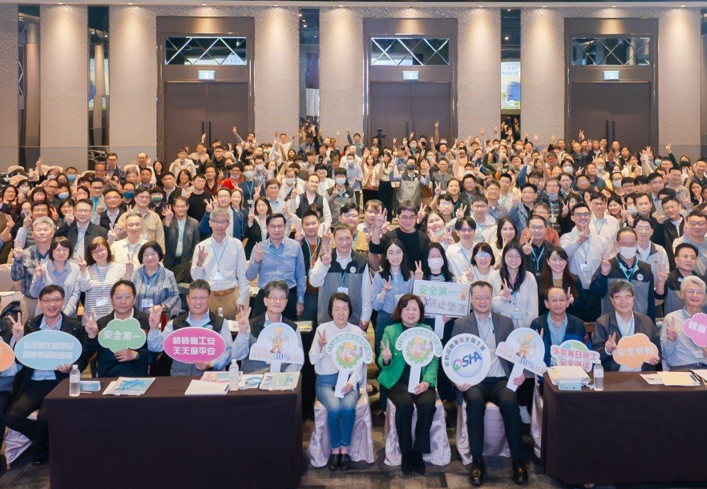 肯定同仁表現！-中市府勞工局同仁獲全國優良勞動檢查員獎