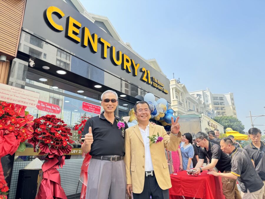 全球房仲巨頭21世紀不動產落地越南胡志明市！the-house加盟店隆重開幕