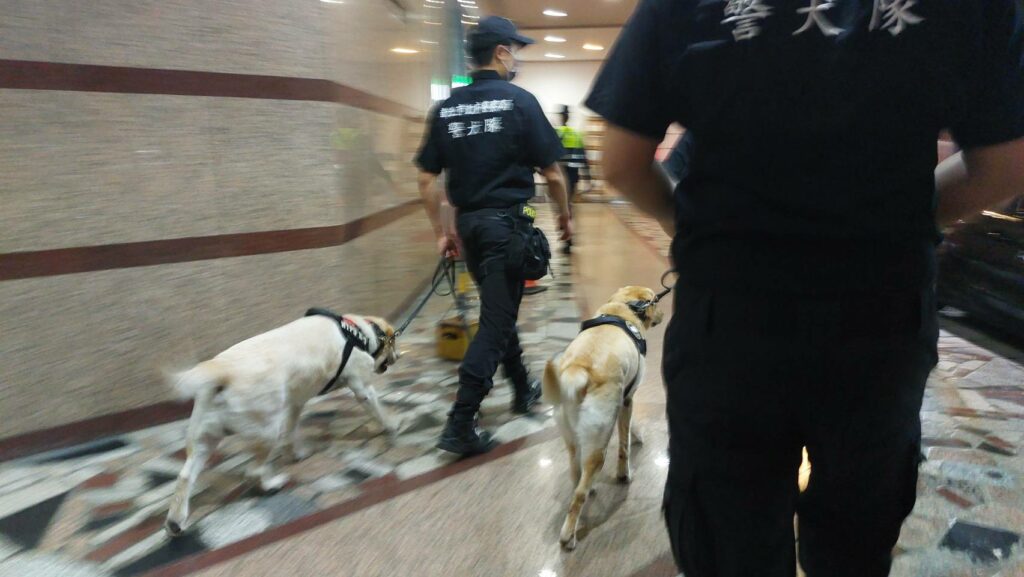 桃警持續落實雷霆除暴-緝毒警犬助陣提升量能