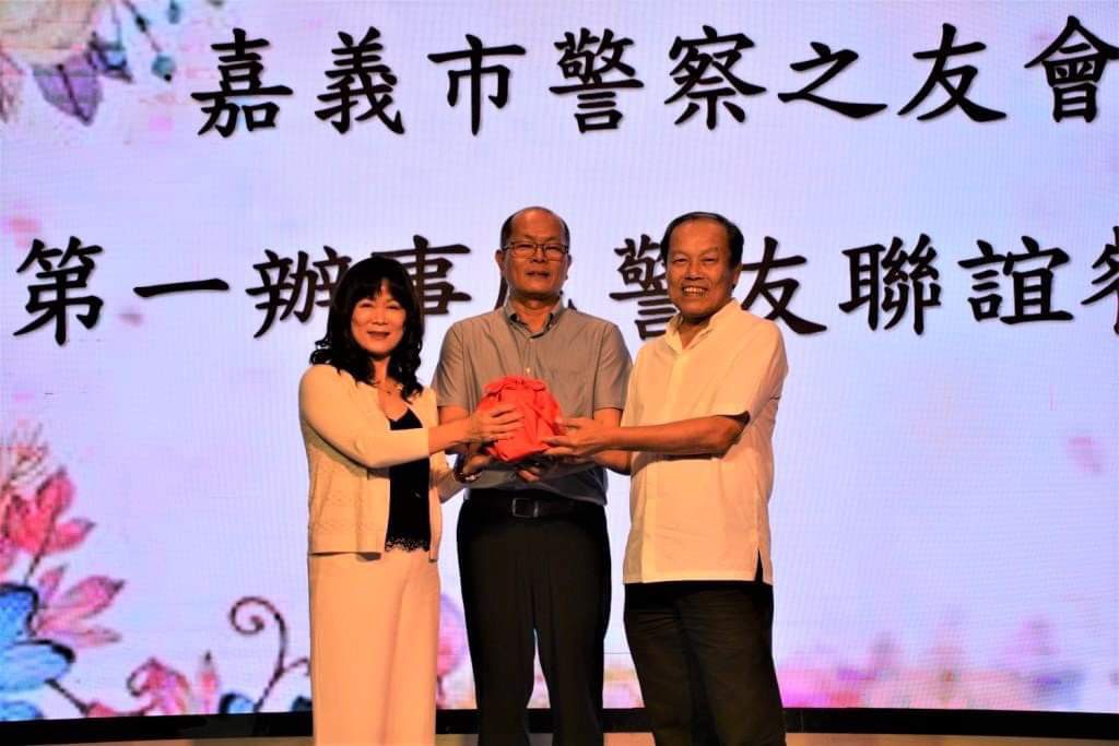 當警察最強的後盾　徐一平接任嘉義市警察之友會第一辦事處主任