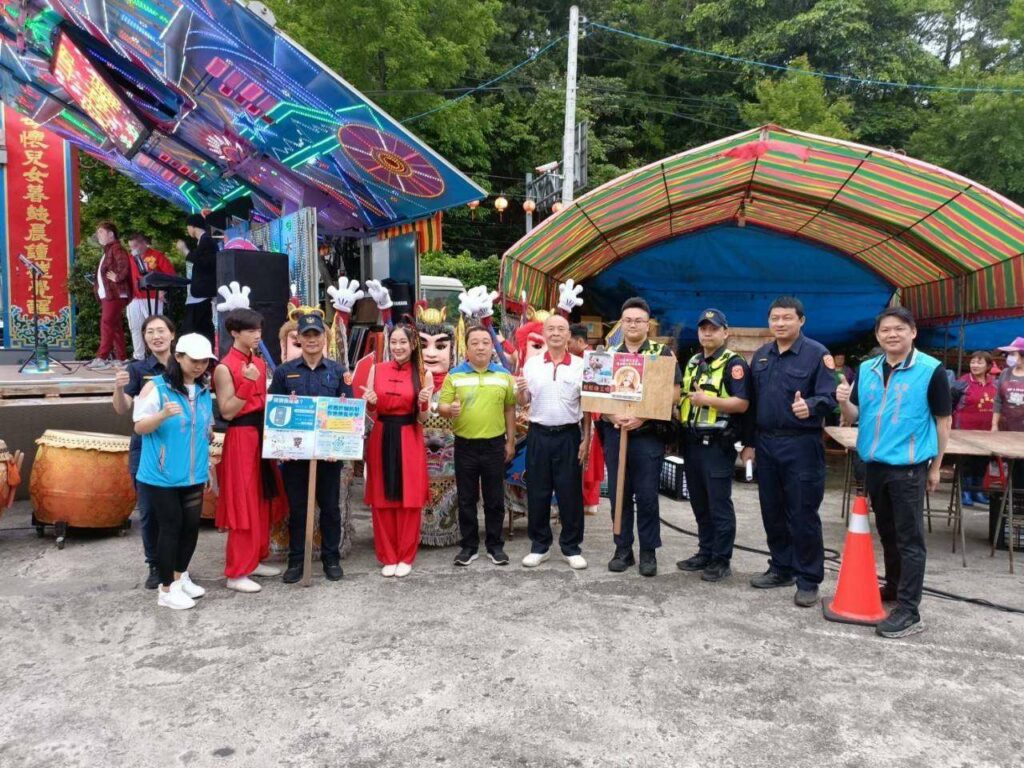 大溪警結合五路財神聖誕福宴-強化民眾識詐觀念