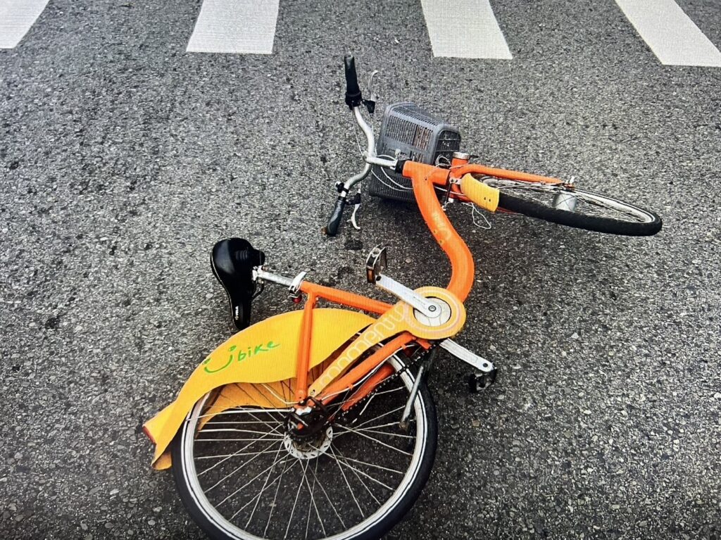 中壢大型客運直行擦撞腳踏車-男騎士手腳擦挫傷送醫