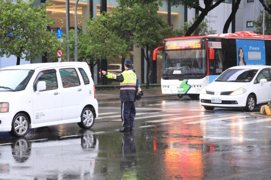 10縣市大雨特報！中市府提前開設三級應變中心-全力備戰防汛