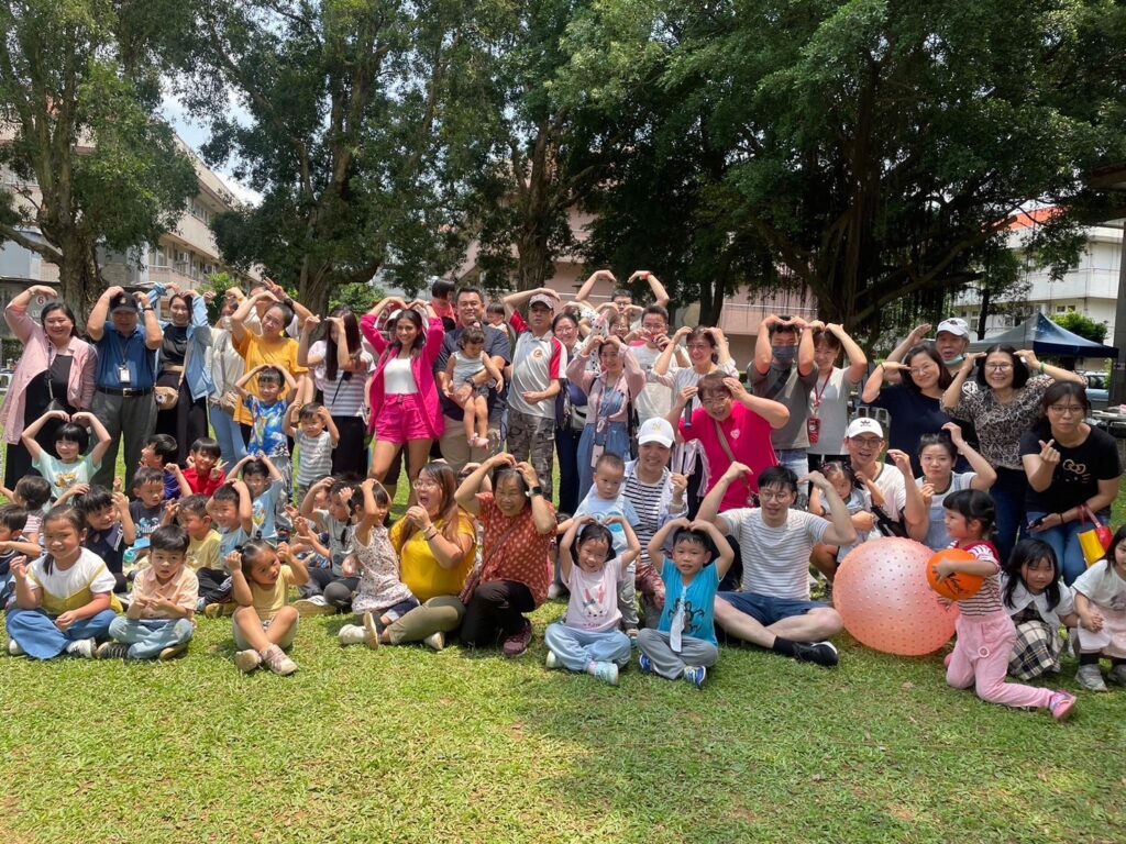 國防大學非營利幼兒園歡慶母親節-桃園榮家與長輩青銀共融