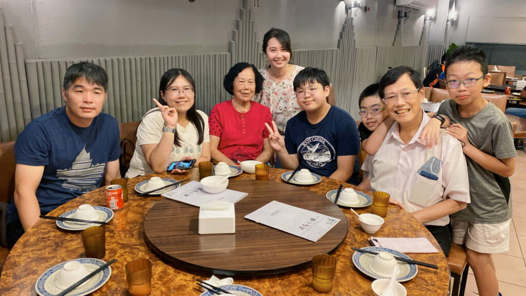 單親兒女不想結婚-母親帶頭報名找「第二春」