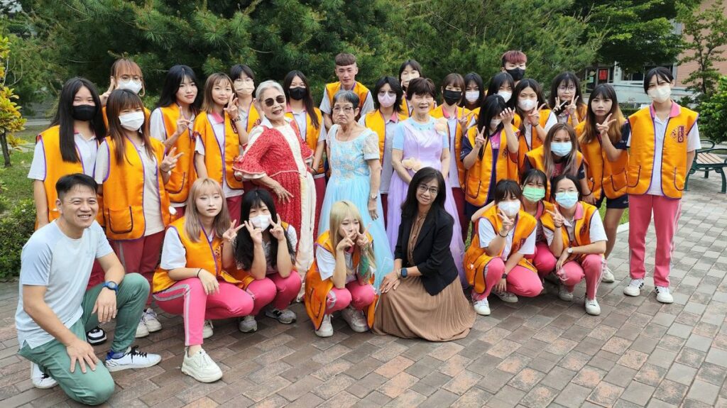 影音／達德愛無限時光美容計畫　-為榮家長輩找回少女時代
