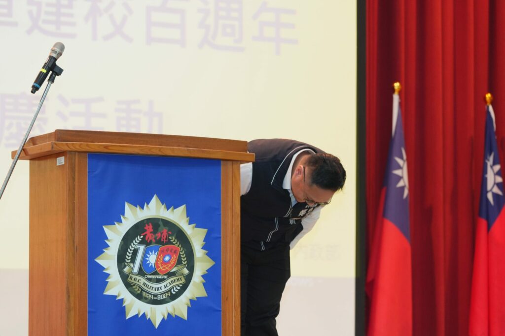 中市陸軍官校校友會慶黃埔建軍建校百週年　鄭副市長：感謝保家衛國