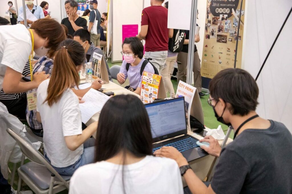 中部最大場就業博覽會6/1於台中世貿登場　連結重點產業最高薪資上看15萬元