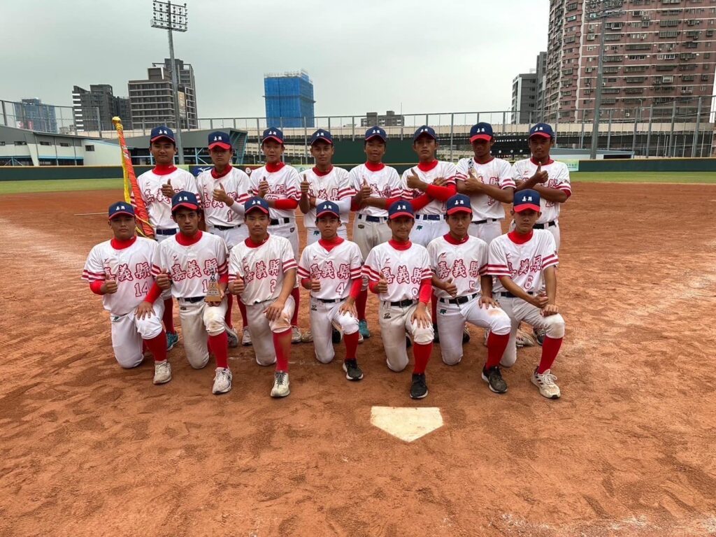 嘉義縣青少年棒球代表隊勇奪殿軍　創參賽以來最佳成績