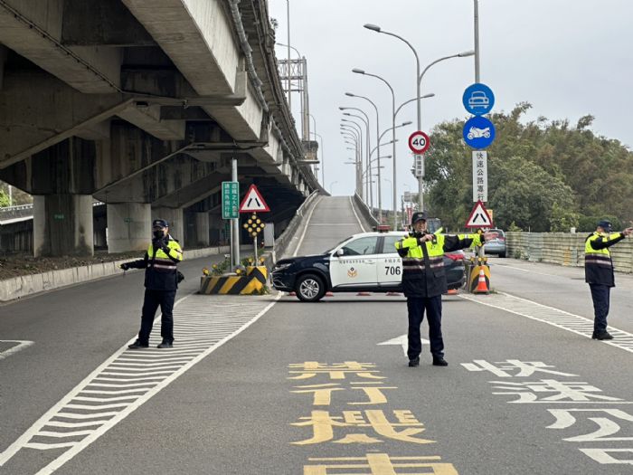 端午連假湧車潮-桃警建議改走替代道路