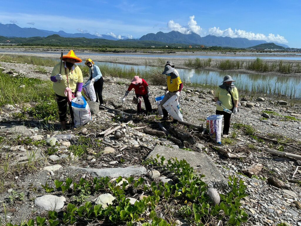 推廣水環境守護成績優-利吉水環境巡守隊獲全國優良巡守隊優等獎
