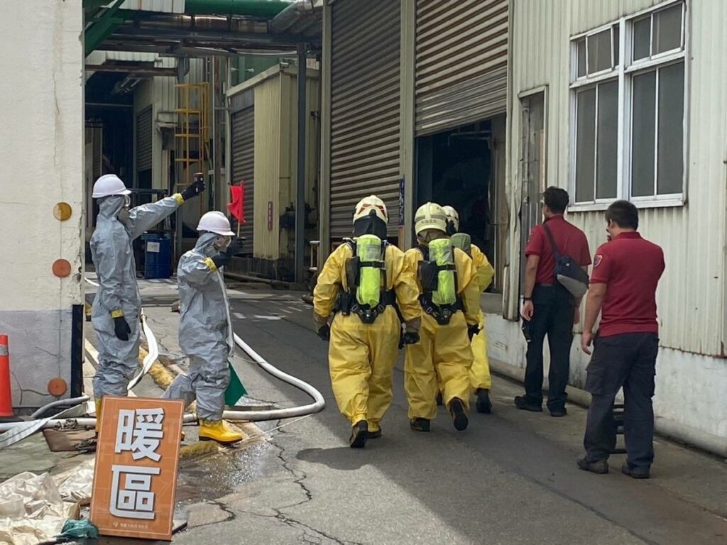 化學災害搶救風險高-桃消山腳分隊辦理演練