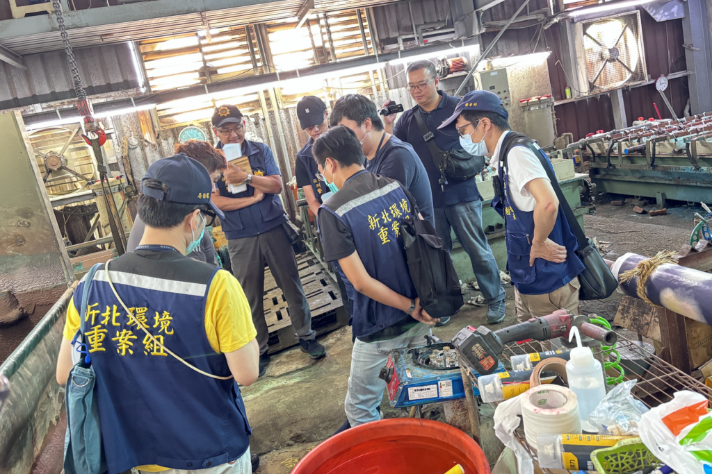 非法電鍍工廠遭停工仍屢犯不改-新北環警檢聯手查獲非法電鍍-祭重罰