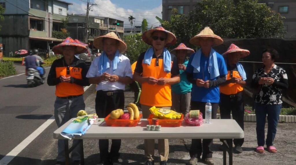 影音/稻米進入收割季-宜蘭市農會舉辦農村體驗割稻樂