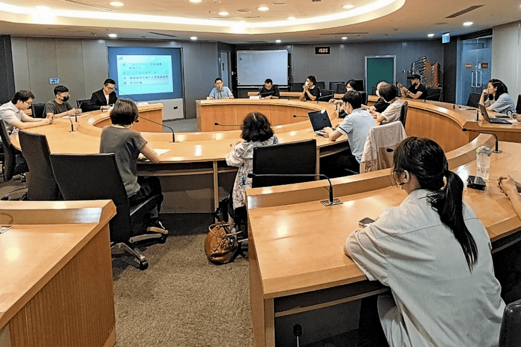 新北中小企業輔導團超給力-給資源、拚轉型、創新機-首攻銀髮長照友善企業-共創高齡世代銀色經濟