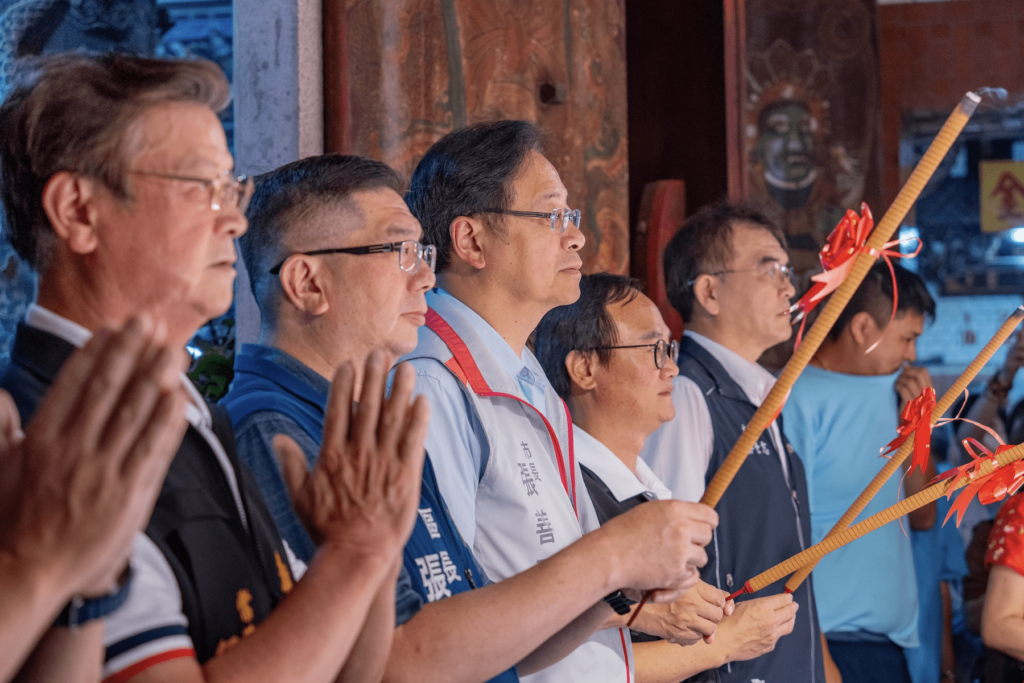 張善政出席壽山巖觀音寺活動-感謝寺方公益奉獻