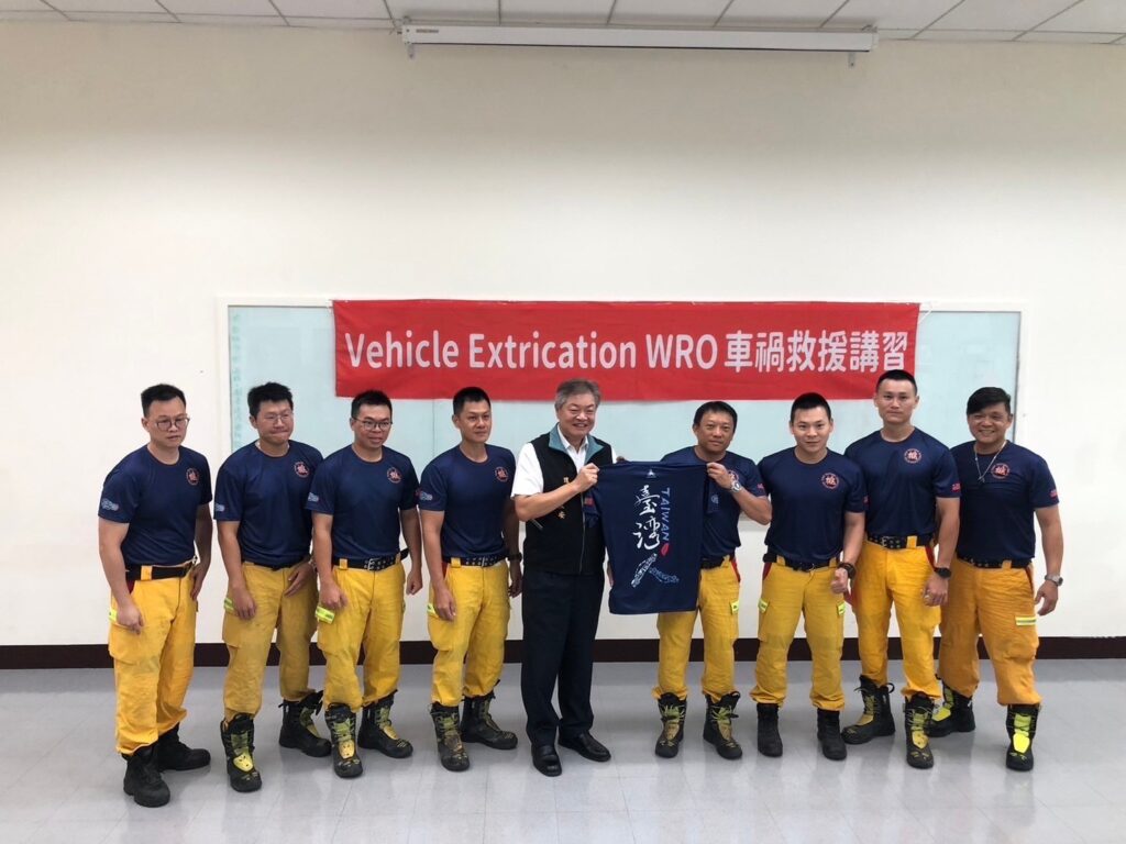 桃消備戰世界車禍救援挑戰賽-國外教官助培養團隊默契