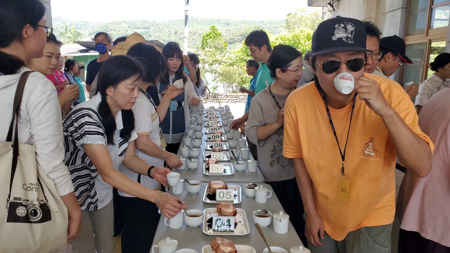 冬山紅茶真有味-民眾化身評茶王-直接品茗喜歡就帶回家
